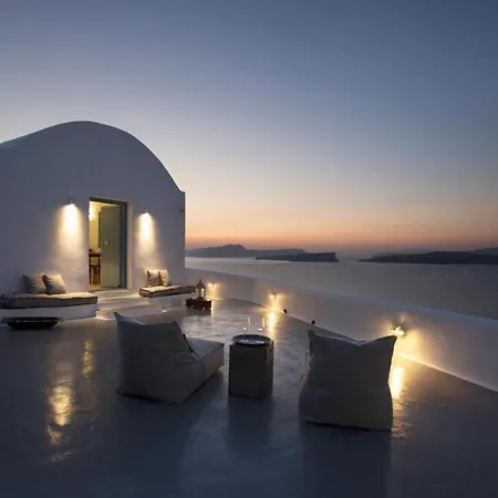 Romantic Santorini Escape Villa